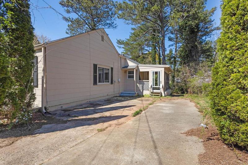 Image for property 1761 Venetian Drive, Atlanta, GA 30311