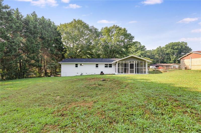 Image for property 426 Landers Drive, Mableton, GA 30126