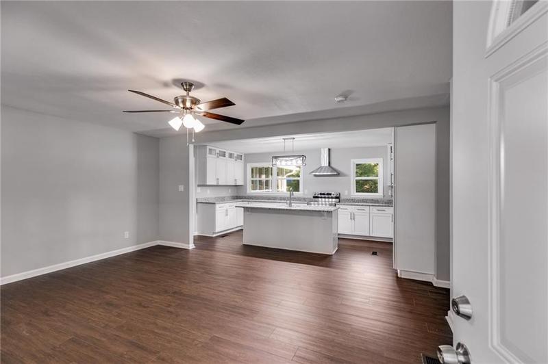 Image for property 426 Landers Drive, Mableton, GA 30126