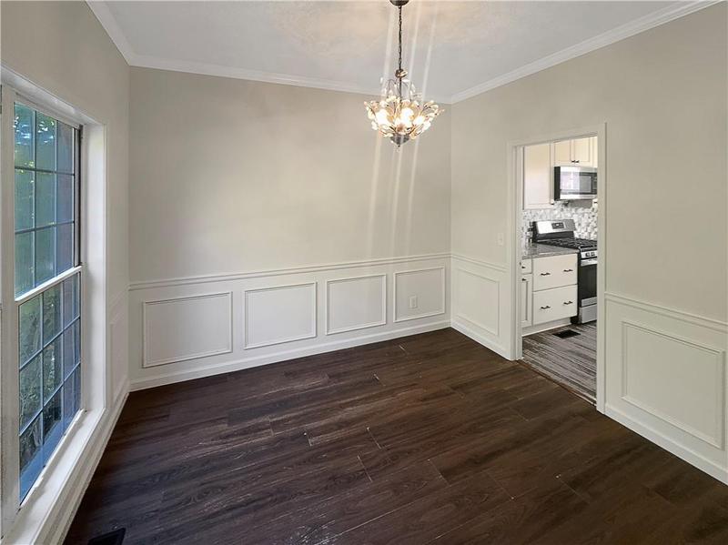 Image for property 200 Eagle Glen Court, Woodstock, GA 30189