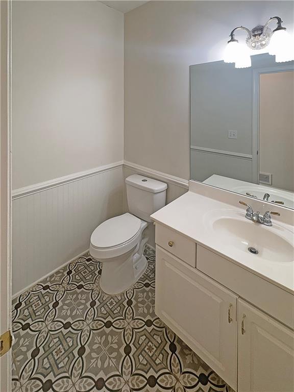 Image for property 200 Eagle Glen Court, Woodstock, GA 30189