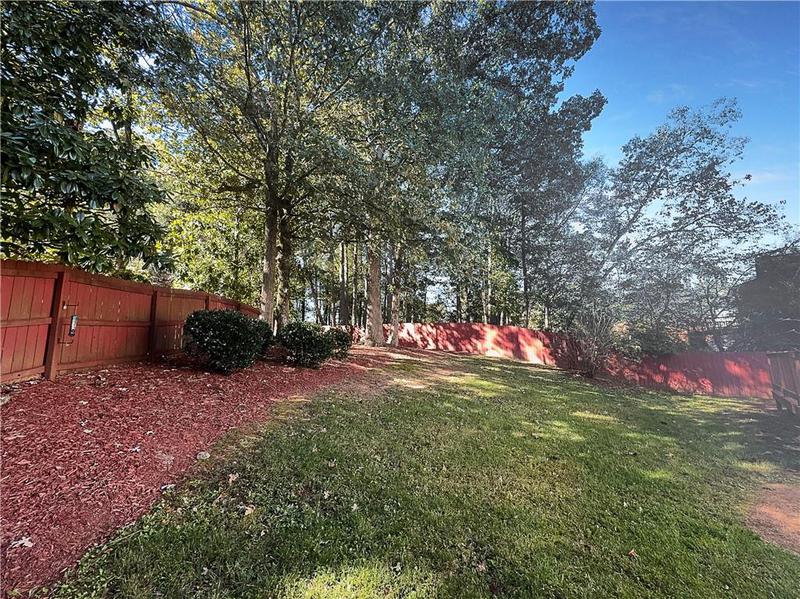Image for property 200 Eagle Glen Court, Woodstock, GA 30189