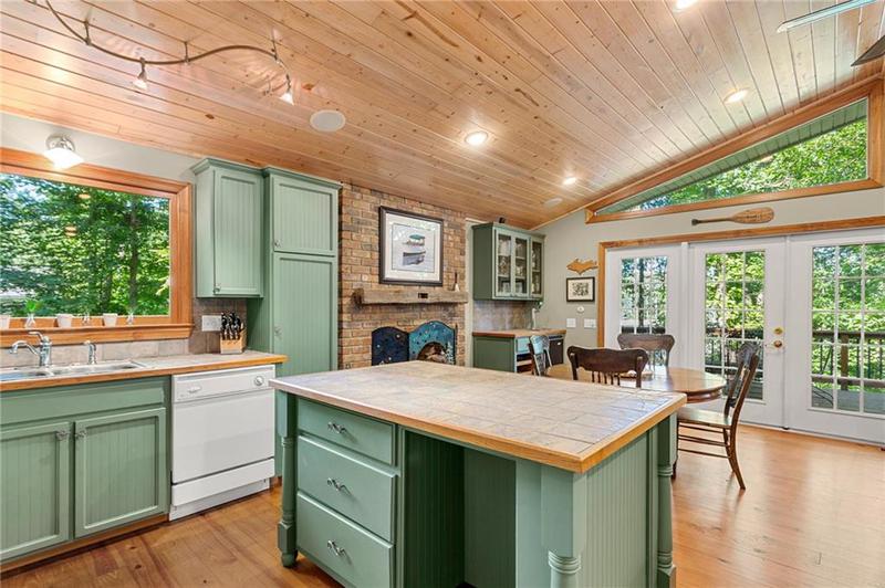 Image for property 8425 Lynn Drive, Gainesville, GA 30506