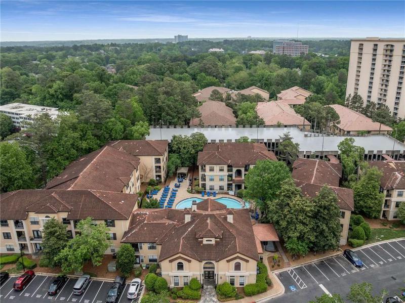 Image for property 3777 Peachtree Road 1536, Atlanta, GA 30319