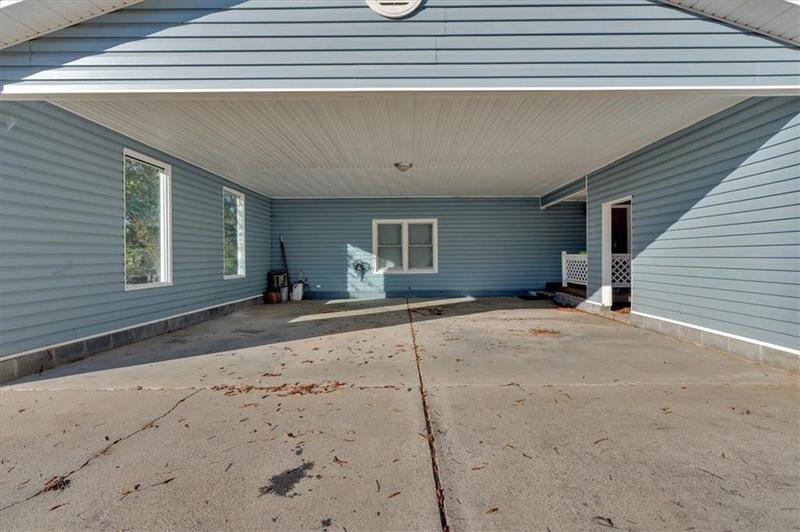 Image for property 999 Hermitage Road, Rome, GA 30161
