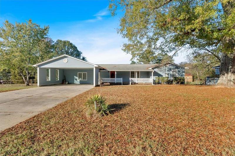 Image for property 999 Hermitage Road, Rome, GA 30161