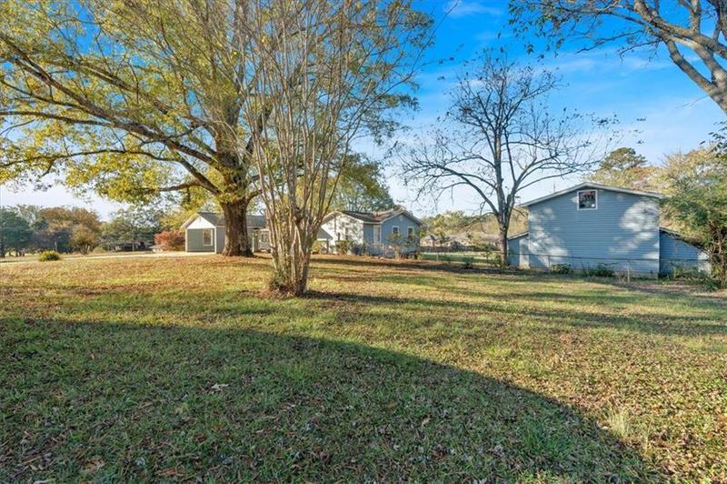 Image for property 999 Hermitage Road, Rome, GA 30161