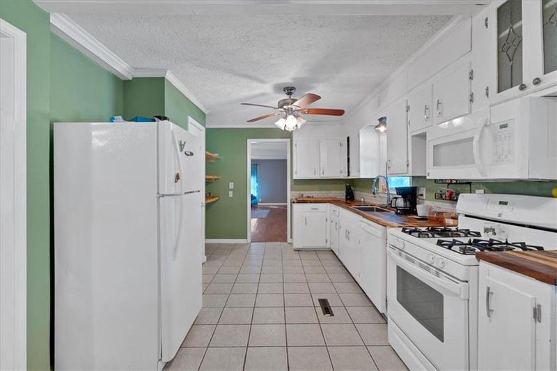 Image for property 999 Hermitage Road, Rome, GA 30161