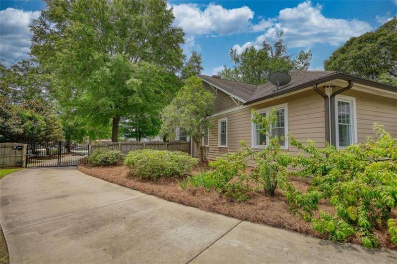 Image for property 22631 Main Street, Shady Dale, GA 31085