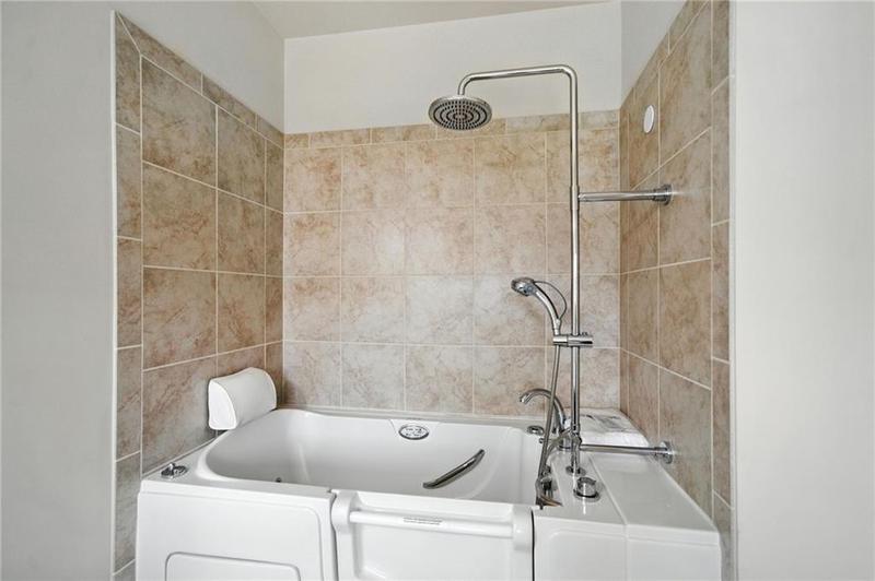 Image for property 3950 Grandview Manor Drive, Cumming, GA 30028