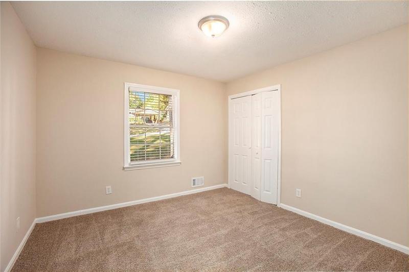 Image for property 2112 Royal Fox Way, Decatur, GA 30032