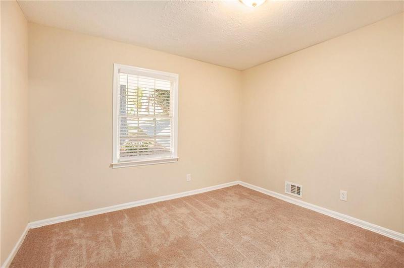 Image for property 2112 Royal Fox Way, Decatur, GA 30032