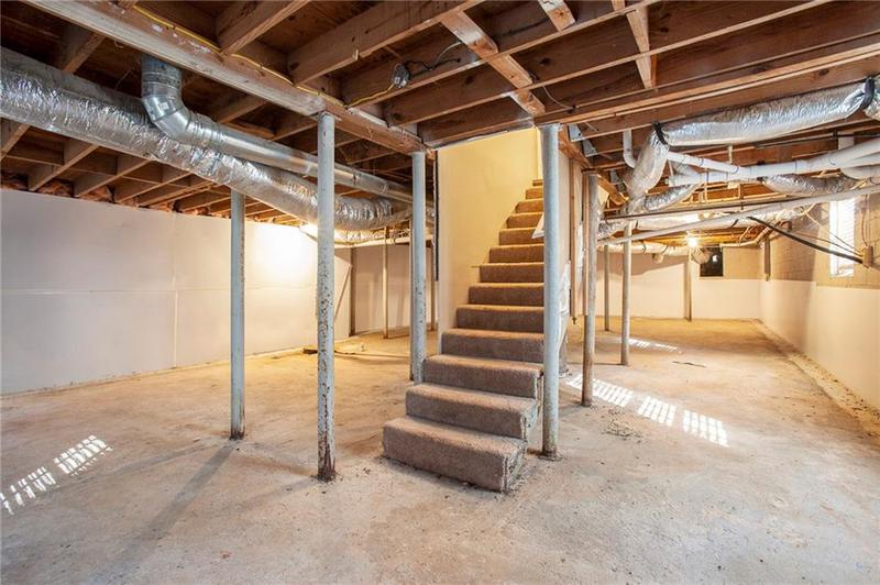 Image for property 2112 Royal Fox Way, Decatur, GA 30032
