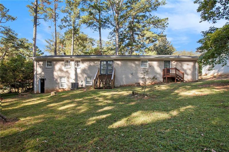 Image for property 2112 Royal Fox Way, Decatur, GA 30032
