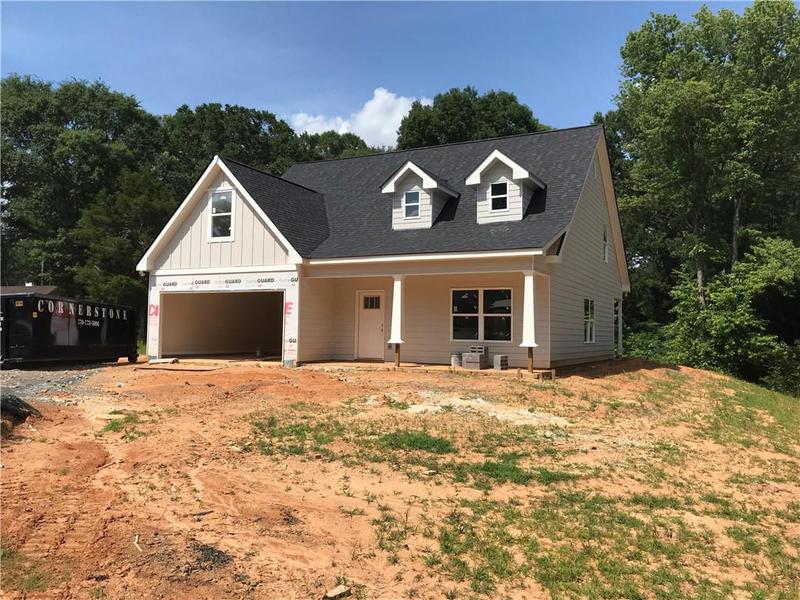 Image for property 104 Hunter Drive, Calhoun, GA 30701