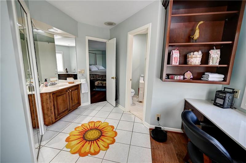 Image for property 175 Hall Memorial Road, Calhoun, GA 30701