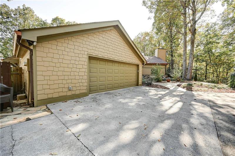Image for property 175 Hall Memorial Road, Calhoun, GA 30701