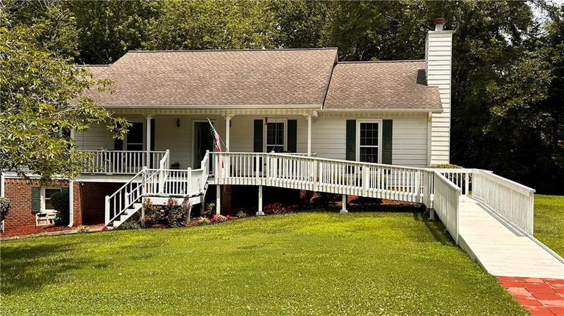 Image for property 5904 Clairmont Way, Powder Springs, GA 30127