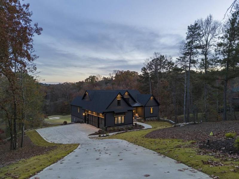Image for property 369 Edgewater Trail, Toccoa, GA 30577