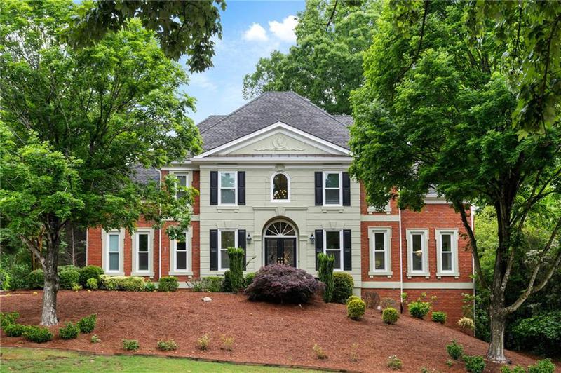 Image for property 790 Thornberry Drive, Alpharetta, GA 30022