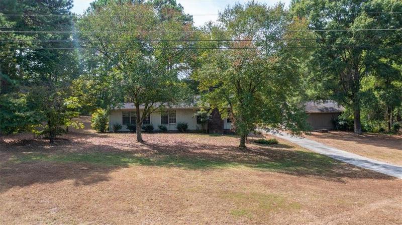 Image for property 233 Robinson Road, Cedartown, GA 30125