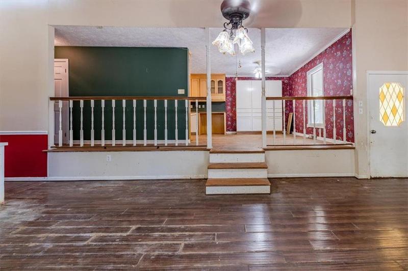 Image for property 233 Robinson Road, Cedartown, GA 30125