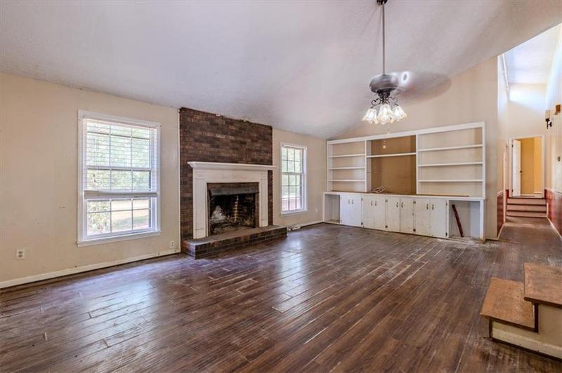 Image for property 233 Robinson Road, Cedartown, GA 30125