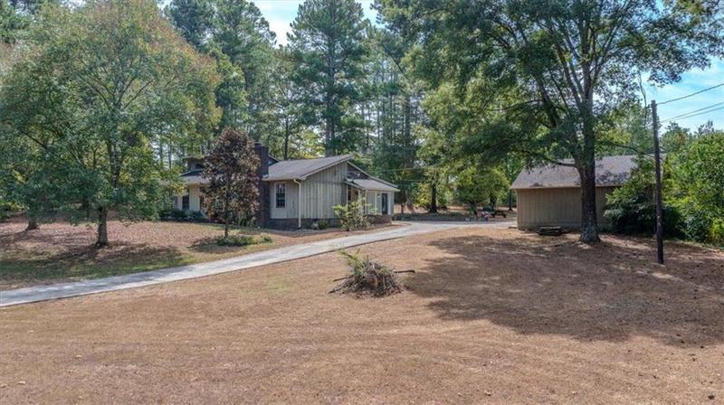 Image for property 233 Robinson Road, Cedartown, GA 30125