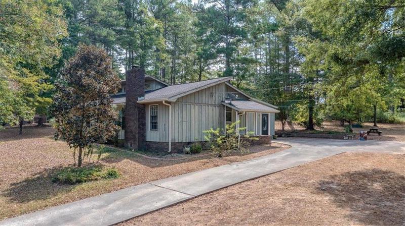 Image for property 233 Robinson Road, Cedartown, GA 30125