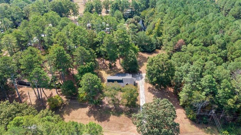 Image for property 233 Robinson Road, Cedartown, GA 30125