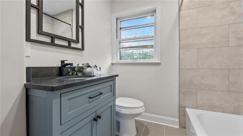 Image for property 3 Hillcrest Avenue, Rome, GA 30161