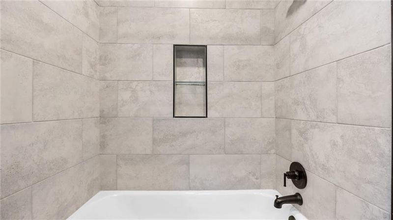 Image for property 3 Hillcrest Avenue, Rome, GA 30161
