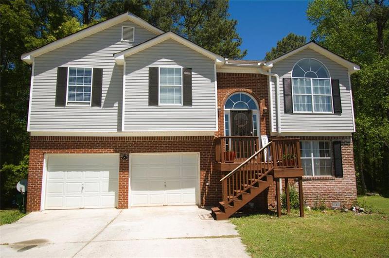 Image for property 2176 COLD SPRINGS Circle, Lithonia, GA 30058