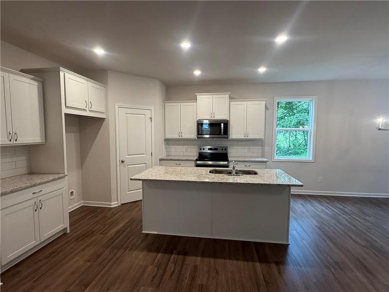 Image for property 145 Green Row, Calhoun, GA 30701