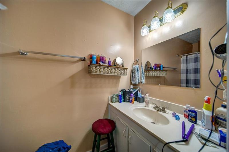 Image for property 5955 Kemp Drive, Acworth, GA 30102