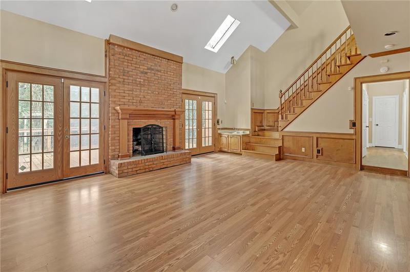 Image for property 2545 Winthrope Way, Lawrenceville, GA 30044