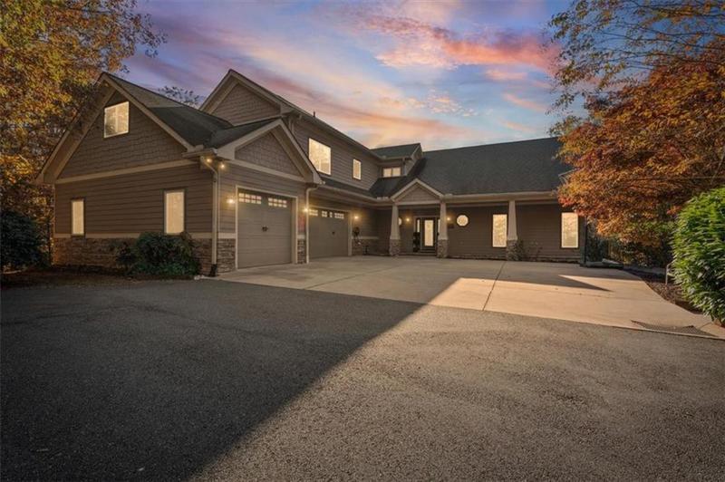 Image for property 37 Oak Hill Lane, Cartersville, GA 30121