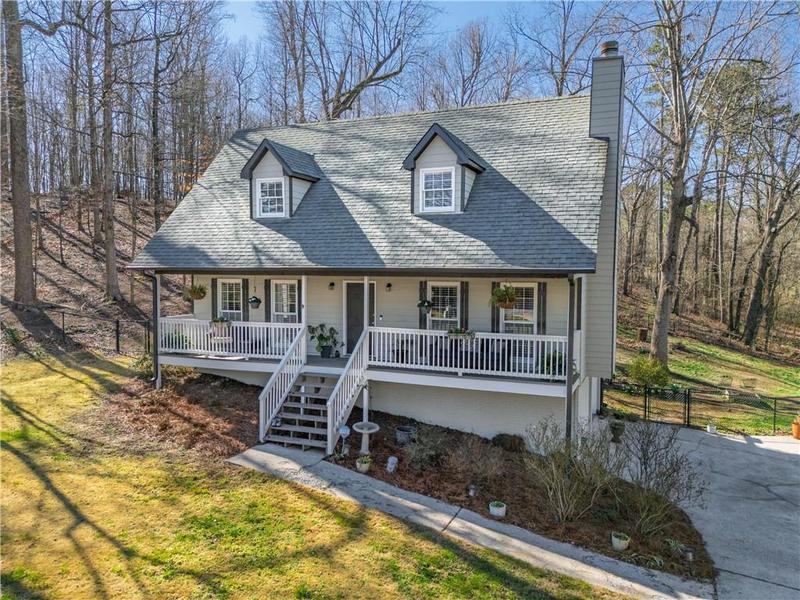 Image for property 504 Hanover Court, Woodstock, GA 30188