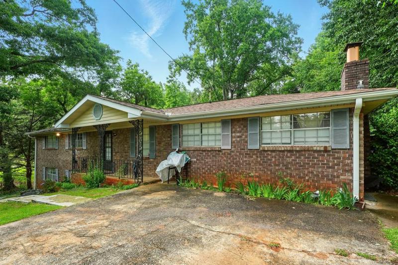 Image for property 6126 Knights Lane, Douglasville, GA 30135