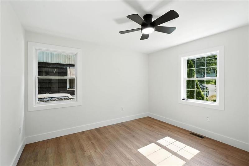 Image for property 1227 Kenilworth Drive, Atlanta, GA 30310