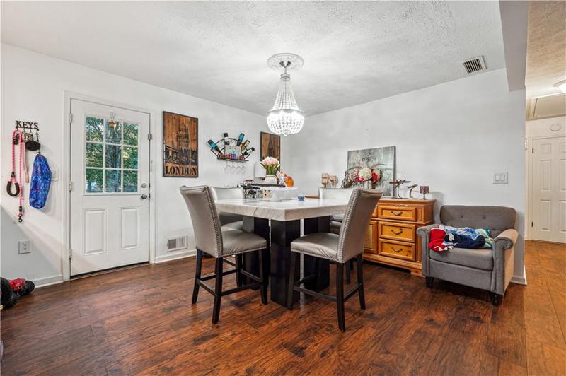 Image for property 386 Black Oak Court, Lawrenceville, GA 30046