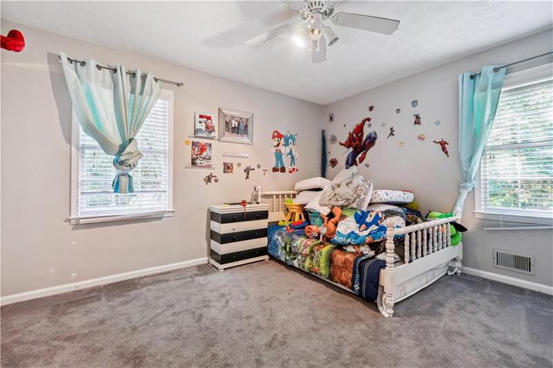 Image for property 386 Black Oak Court, Lawrenceville, GA 30046