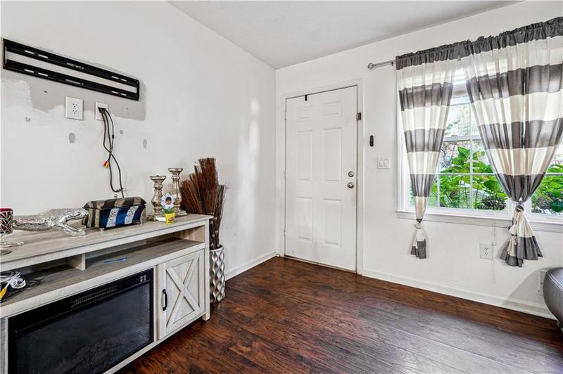 Image for property 386 Black Oak Court, Lawrenceville, GA 30046