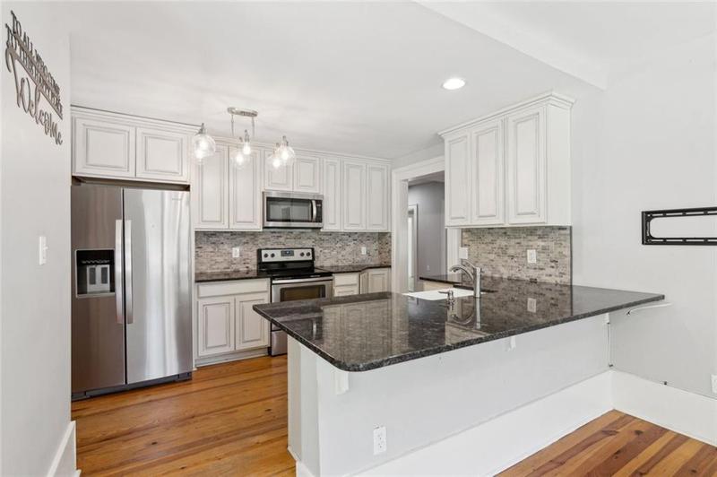 Image for property 1382 6th Avenue, Auburn, GA 30011