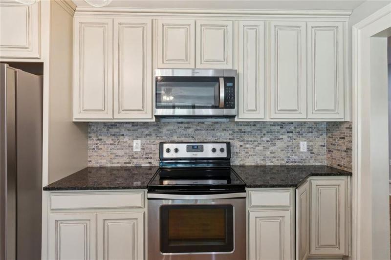 Image for property 1382 6th Avenue, Auburn, GA 30011