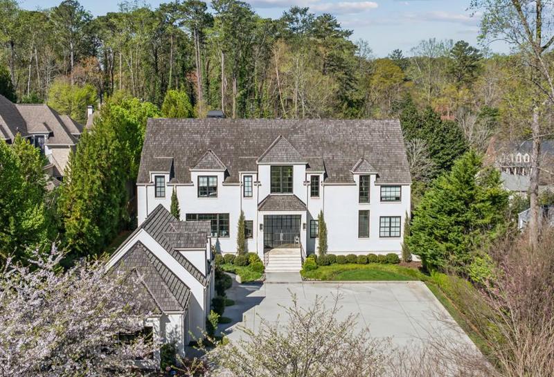 Image for property 3888 Peachtree Dunwoody Road, Atlanta, GA 30342