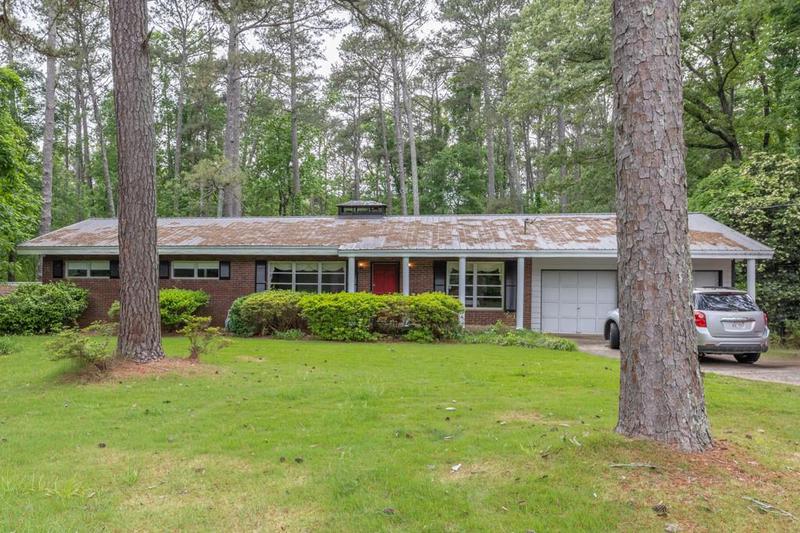 Image for property 881 Rockbridge Road, Lilburn, GA 30047