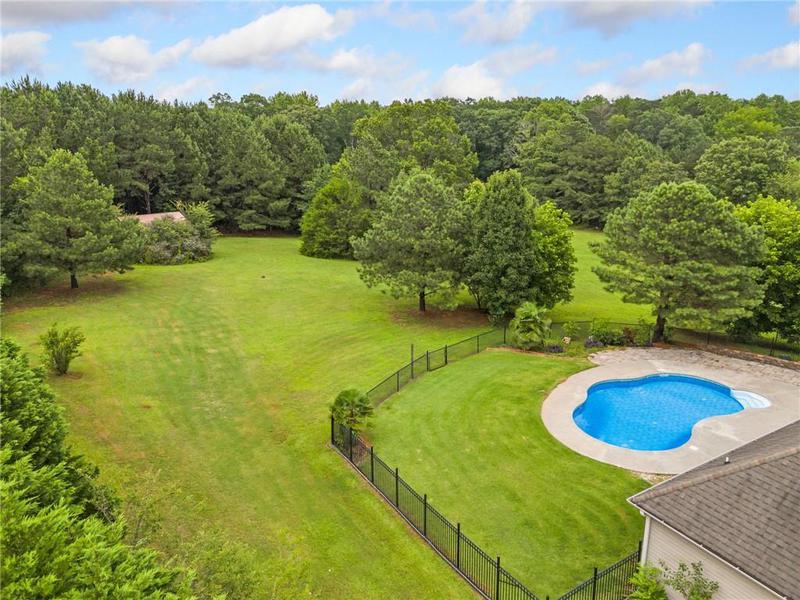 Image for property 25 Massengale Farms Court, Senoia, GA 30276