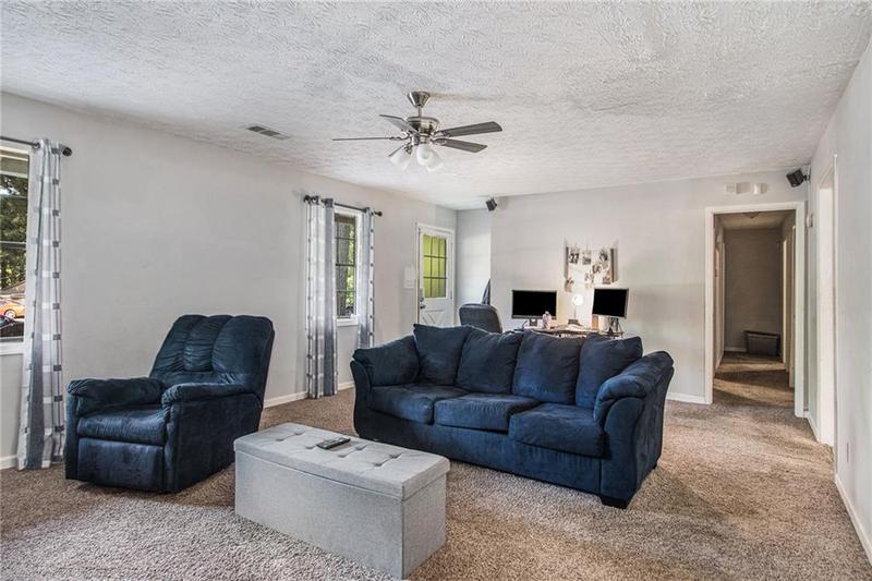 Image for property 621 Blue Flag Lane, Fairburn, GA 30213