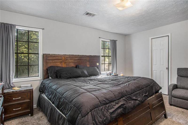 Image for property 621 Blue Flag Lane, Fairburn, GA 30213